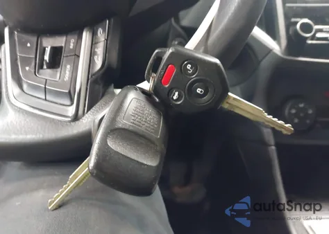 2018 Subaru Impreza 2.0I из США, поврежденный, VIN 4S3GTAA64J3730637